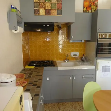 Appartement Confort Avec Terrasses, Climatisation Et Parking Prive A 300m De La - Fr-1-229c-194 Port-la-Nouvelle